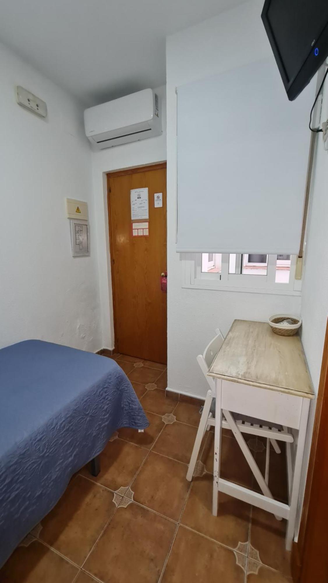 Hostal Canalejas กาดิซ ภายนอก รูปภาพ