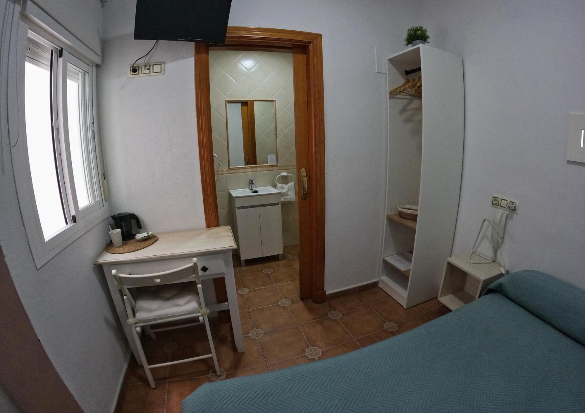 Hostal Canalejas กาดิซ ภายนอก รูปภาพ