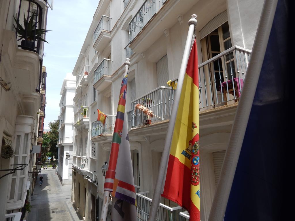 Hostal Canalejas กาดิซ ภายนอก รูปภาพ